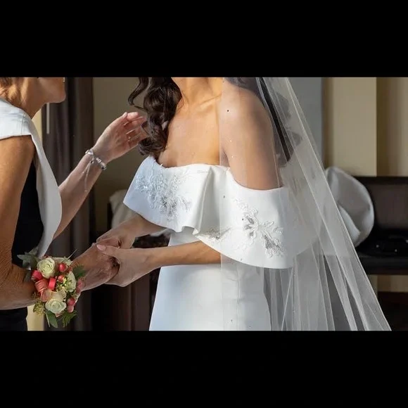 Ines Di Santo Couture Wedding Gown - Picture 6 of 6